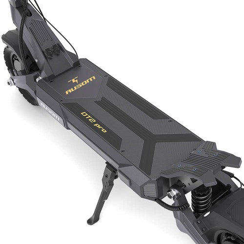 Trottinette électrique Ausom DT2 Pro, moteur 2 x 1 100 W, 52 V 23,4 Ah Trottinette électrique Ausom DT2 Pro, moteur 2 x 1 100 W, 52 V 23,4 Ah